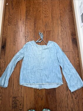 Cloth and Stone Light Blue Denim Women's Top, Sz Medium